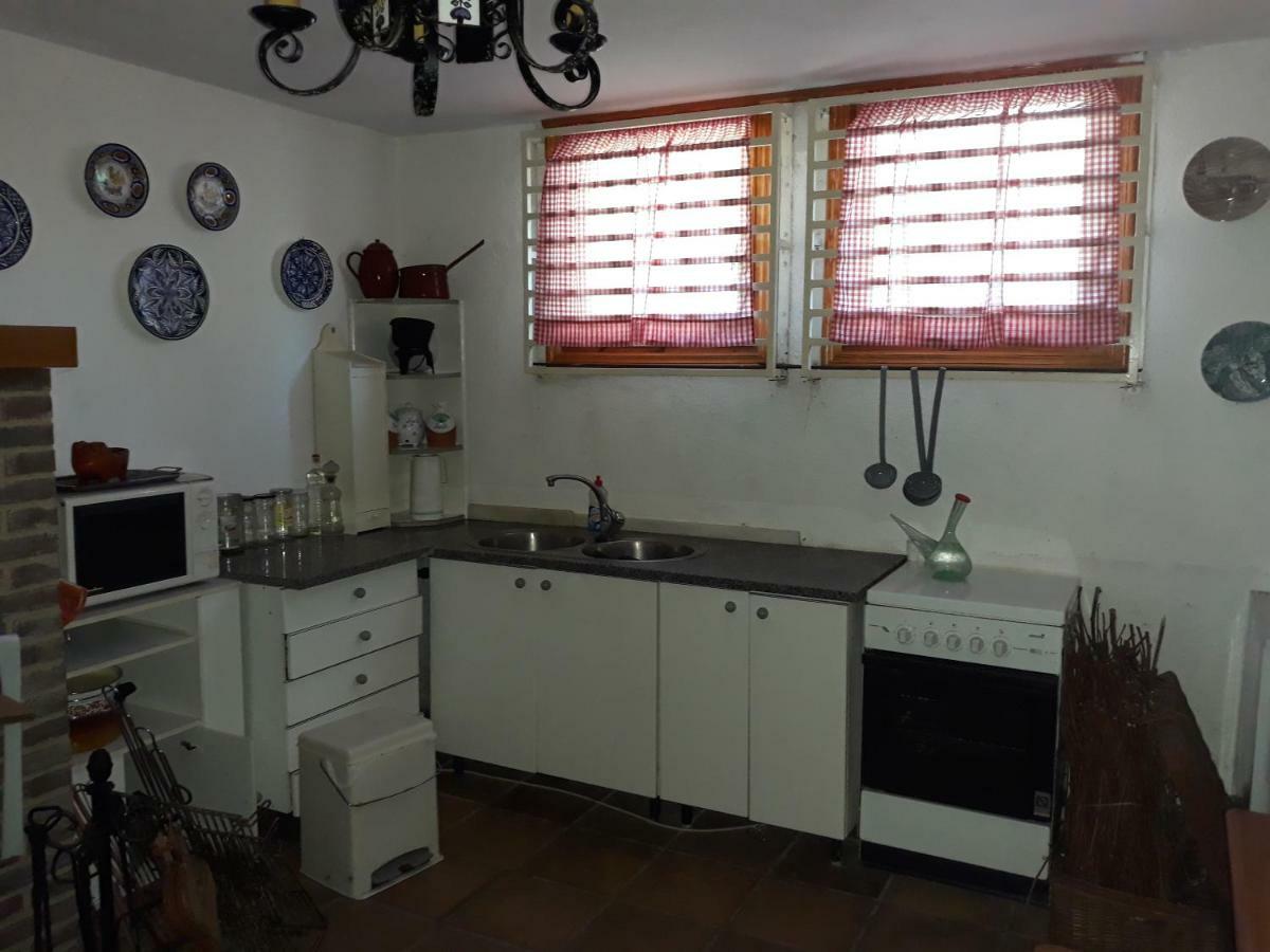 Preciosa Casa Independiente Con Piscina Cubierta Y Gran Jardin Privados Аро Экстерьер фото